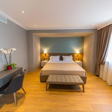 Butrinti Hotel Саранда Екстер'єр фото