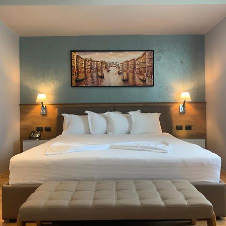 Butrinti Hotel Саранда Екстер'єр фото